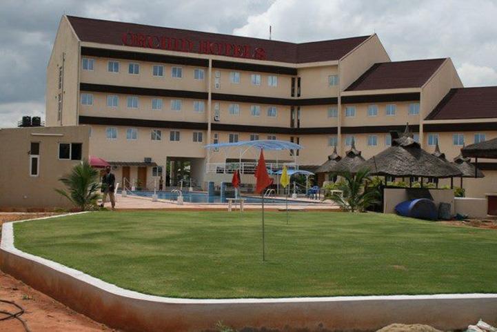 Orchid Hotel Asaba Eksteriør bilde
