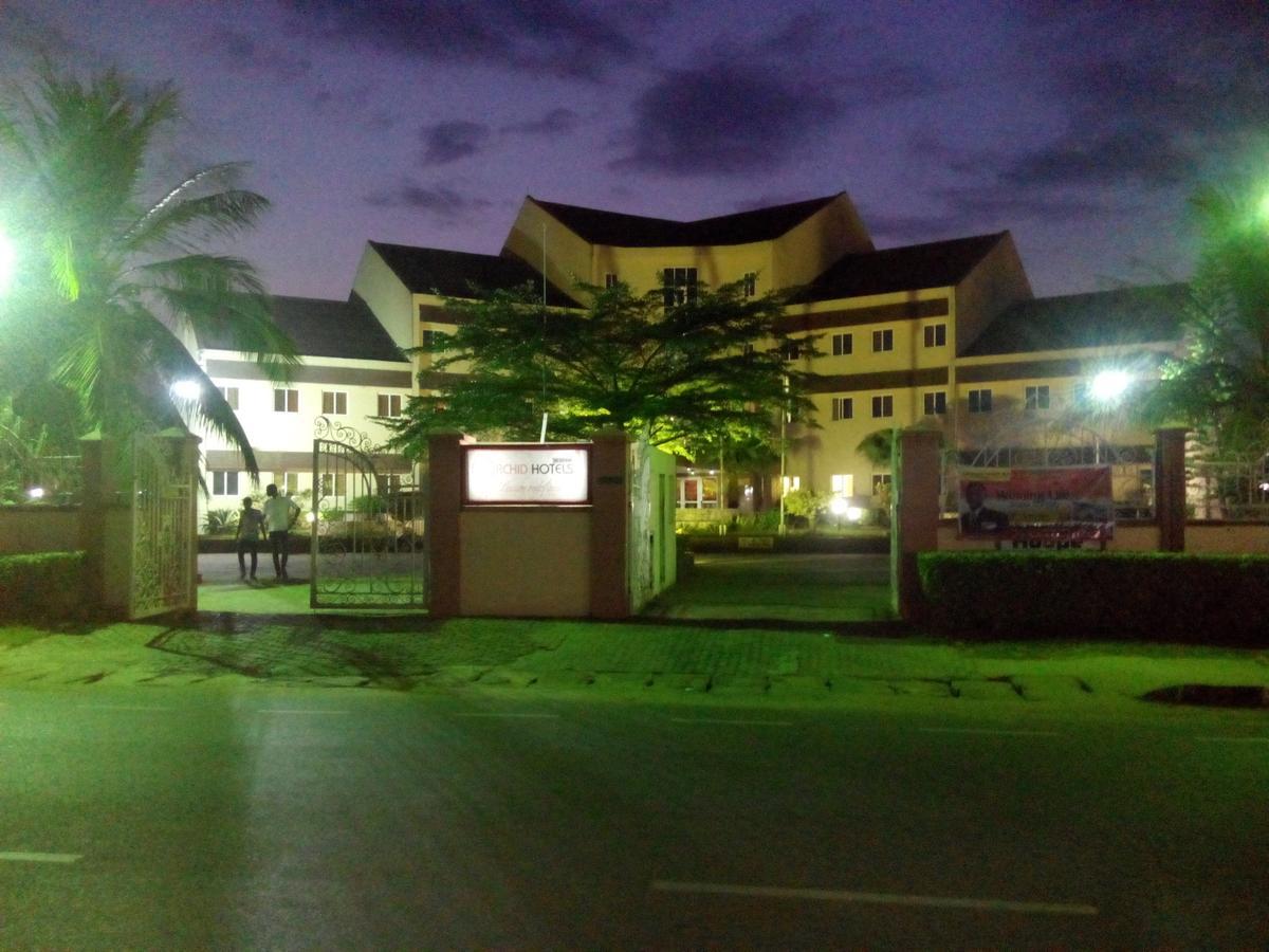 Orchid Hotel Asaba Eksteriør bilde